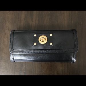 Marc Jacobs Totally Turnlock Tri-fold Wallet